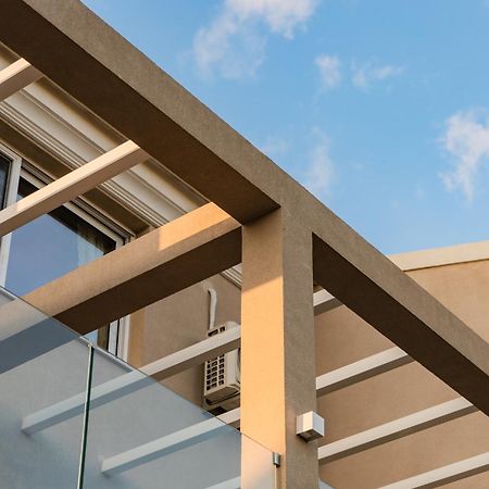 Melena Premium Suites Roda  Exterior photo
