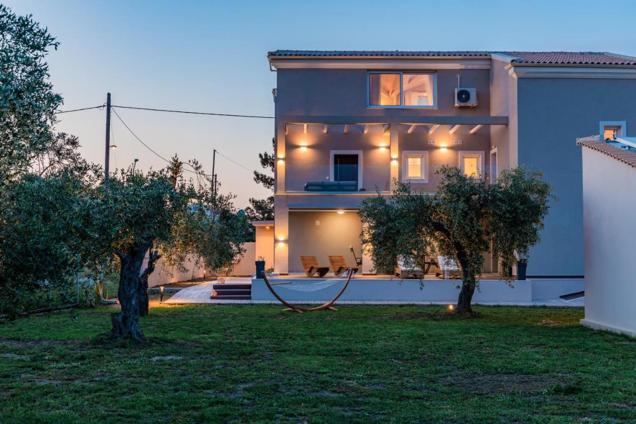 Melena Premium Suites Roda  Exterior photo
