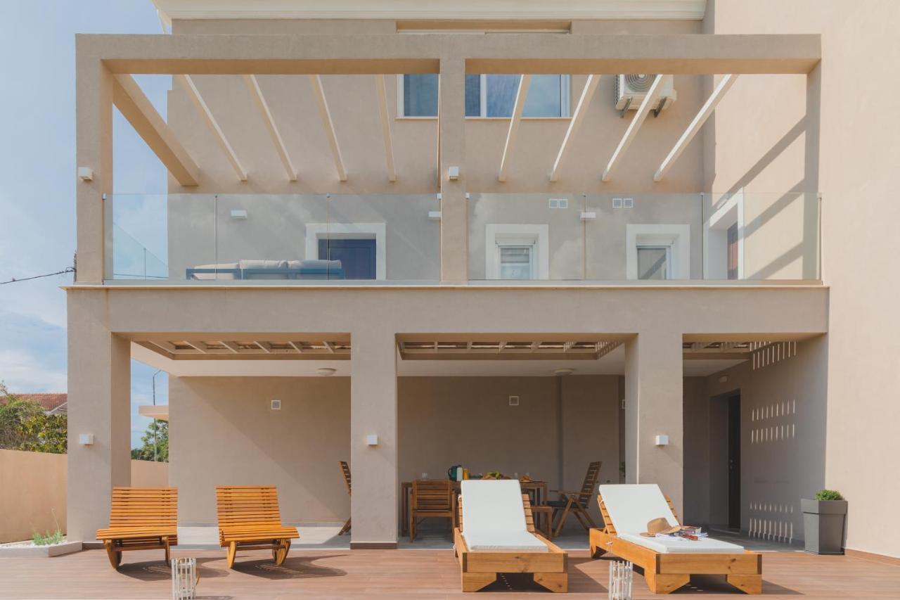 Melena Premium Suites Roda  Exterior photo