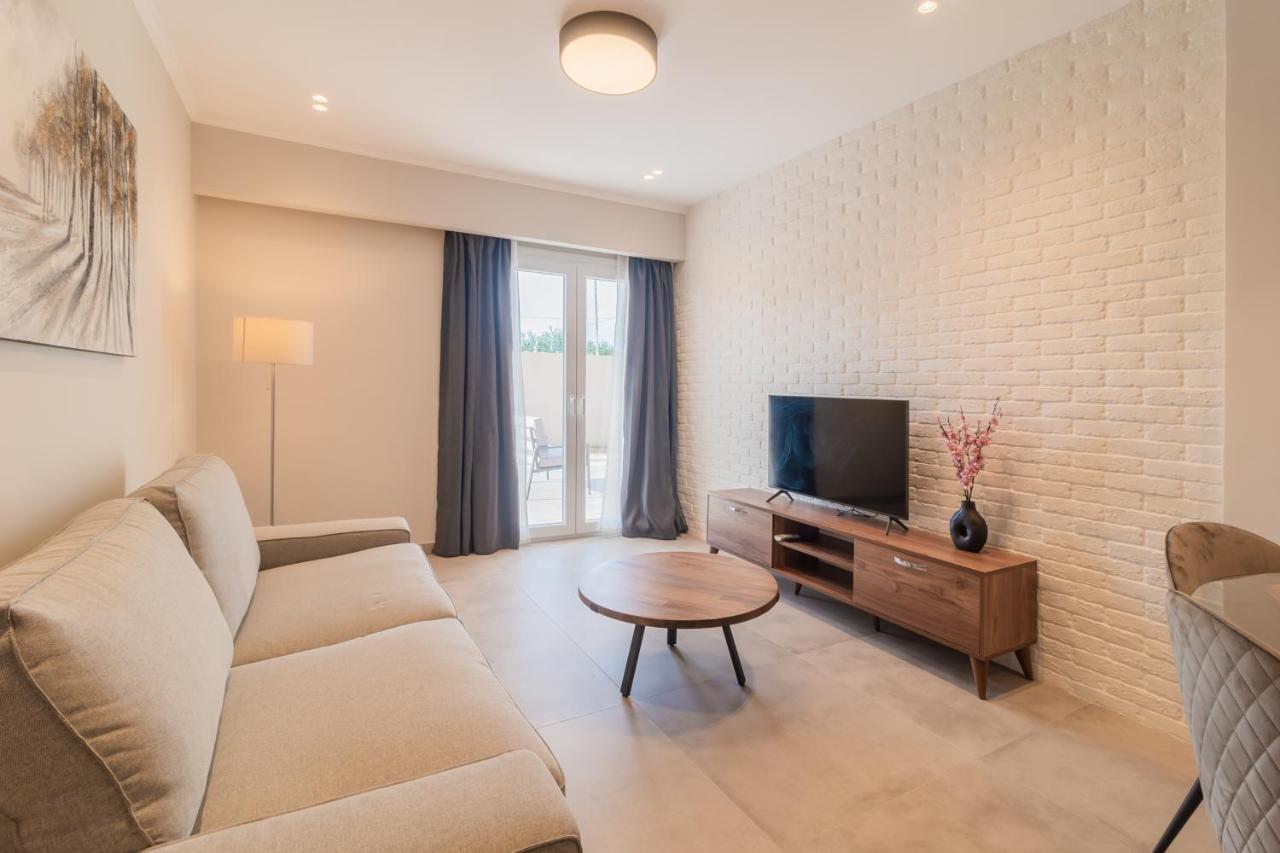 Melena Premium Suites Roda  Exterior photo
